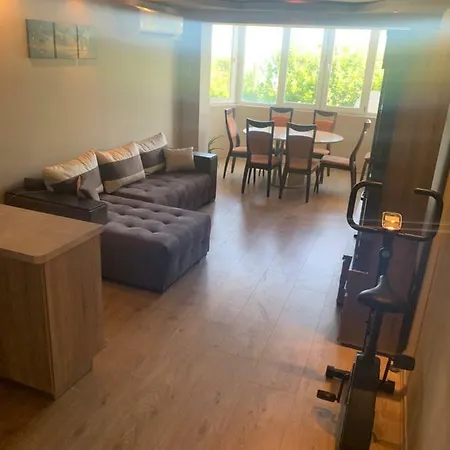 Апартамент Бриз Apartment