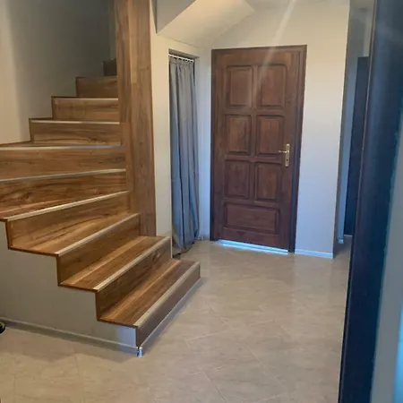 Апартамент Бриз Apartment Varna